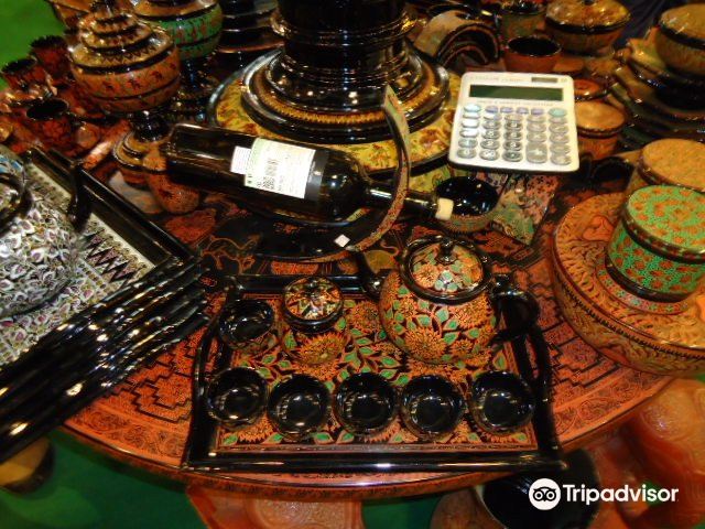 U Ba Nyein Lacquerware Workshop