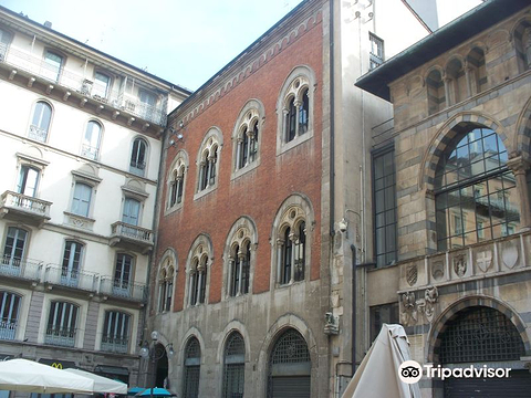 Ex Palazzo Banca Rasini的图片