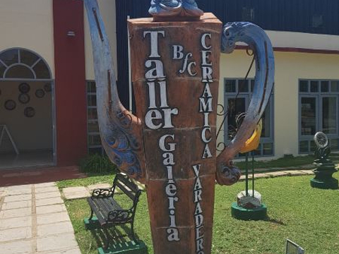 Taller de Cerámica Artística