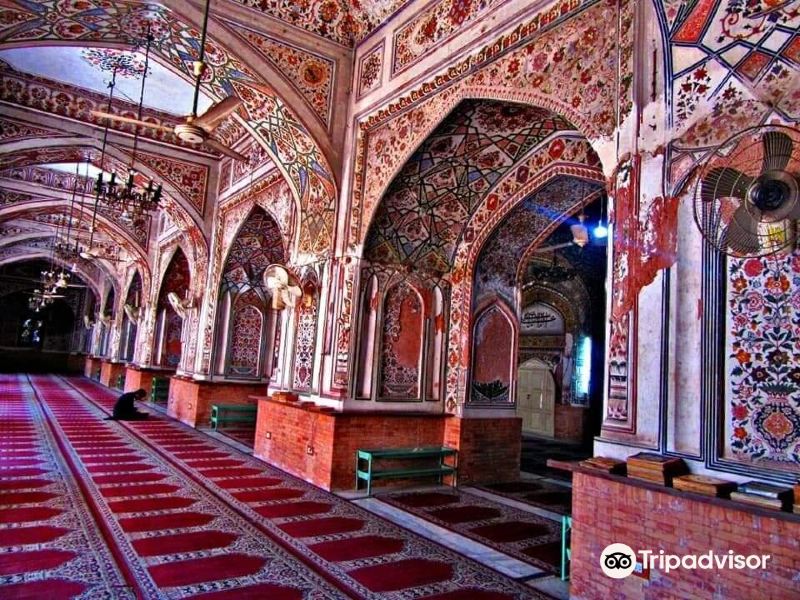 Mahabat Khan Mosque旅游景点图片