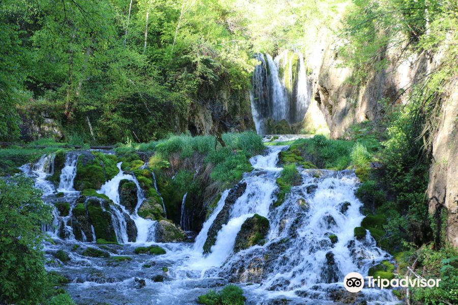 Spearfish Canyon Scenic Byway旅游景点图片