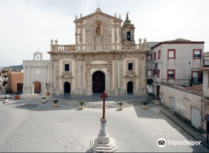 Chiesa Madre - Arcipretura di San Cataldo e Duomo della Citta旅游景点图片