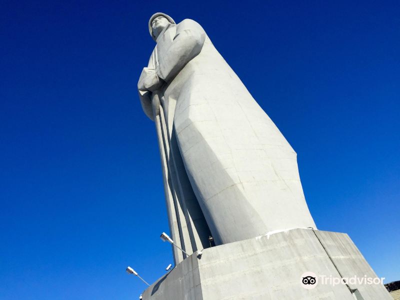 阿廖沙雕像旅游景点图片