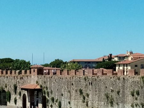 Camminamento in Quota Sulle Mura di Pisa的图片