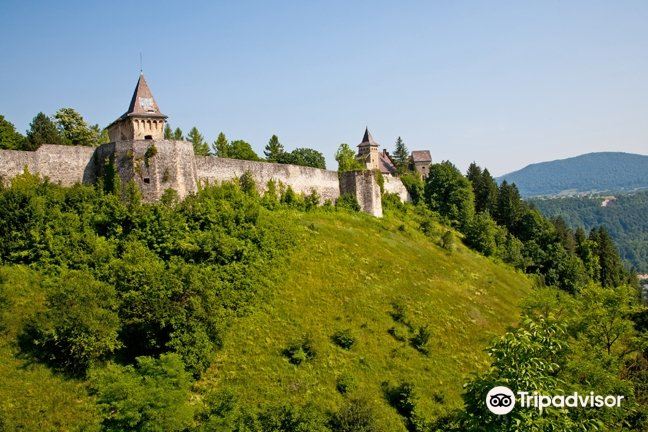 Ostrozac Castle旅游景点图片