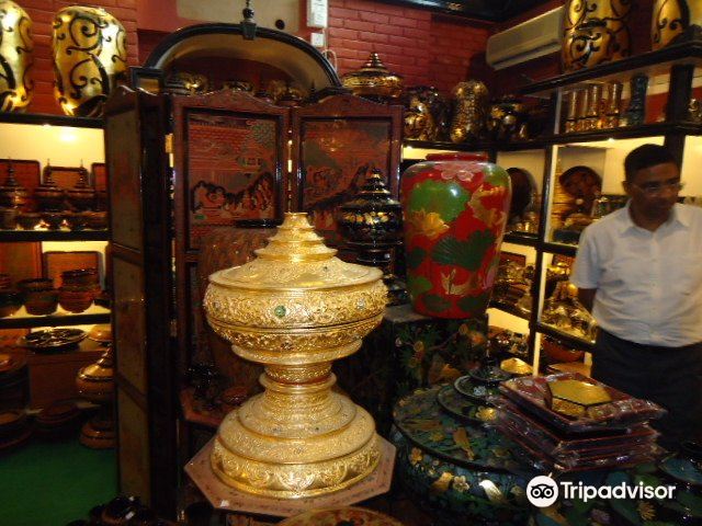 U Ba Nyein Lacquerware Workshop