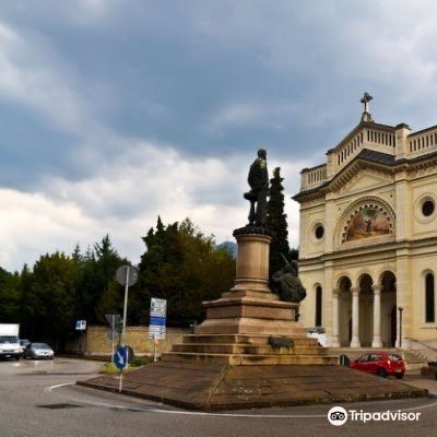 Piazza Almerico da Schio旅游景点图片