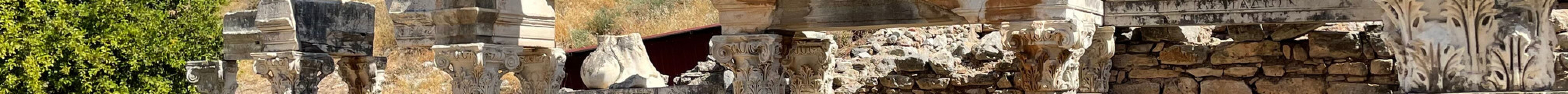 Trajan Fountain旅游景点图片