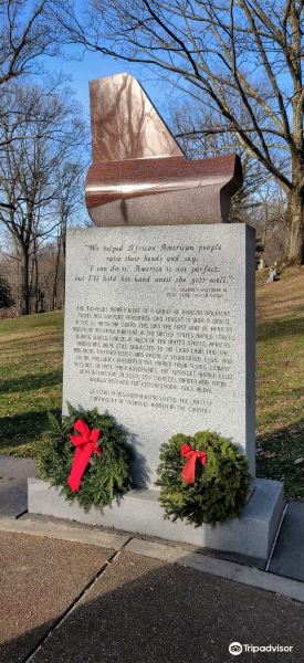 Tuskegee Airmen Memorial旅游景点图片