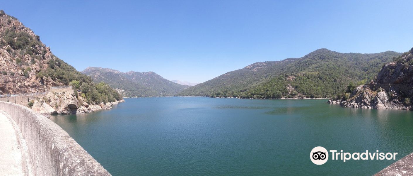 Lac de Tolla旅游景点图片