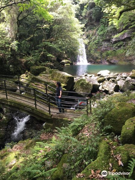 Todorokino Falls旅游景点图片